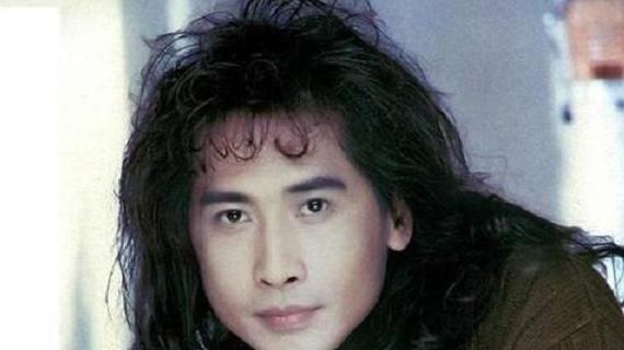 齐秦|分手21年后，回头再看齐秦和王祖贤二人境遇，差距一目了然