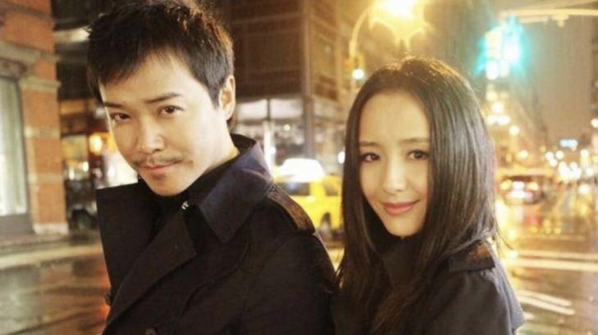 陈思诚|?陈思诚开豪车带小21岁女友约会！紧紧搂抱好恩爱，女方素颜太惊艳！