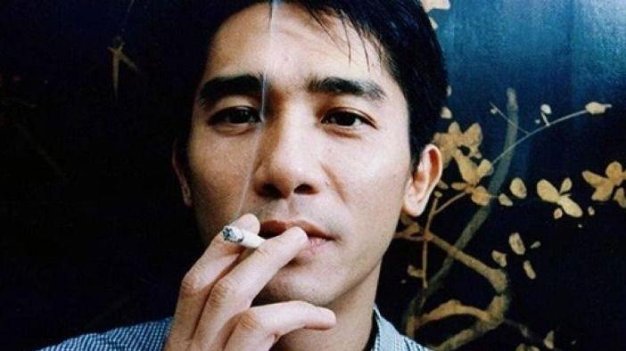 事实证明，久居日本61岁的梁朝伟，已经走上了另一条大道！