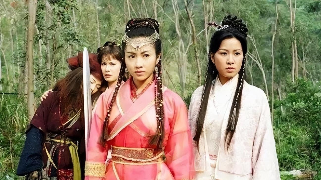 港剧的审美真奇怪，这4位演员长相平平，却总当主角演大美女，不理解