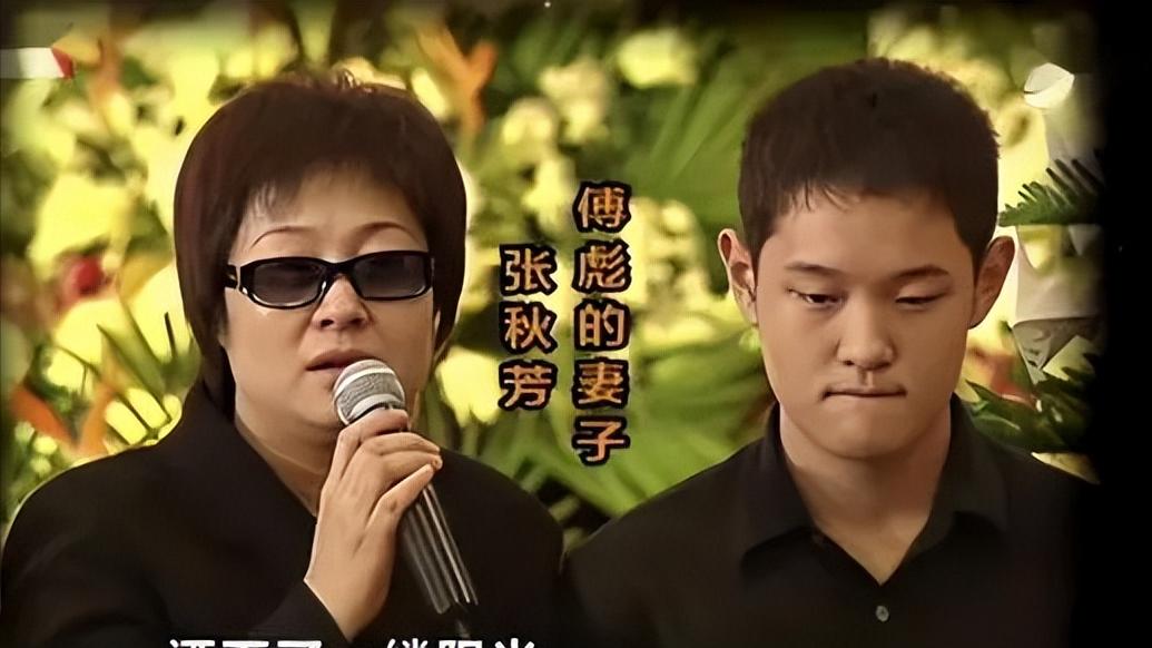 他的死，让半个娱乐圈哭泣，18年来，这是最风光的明星葬礼