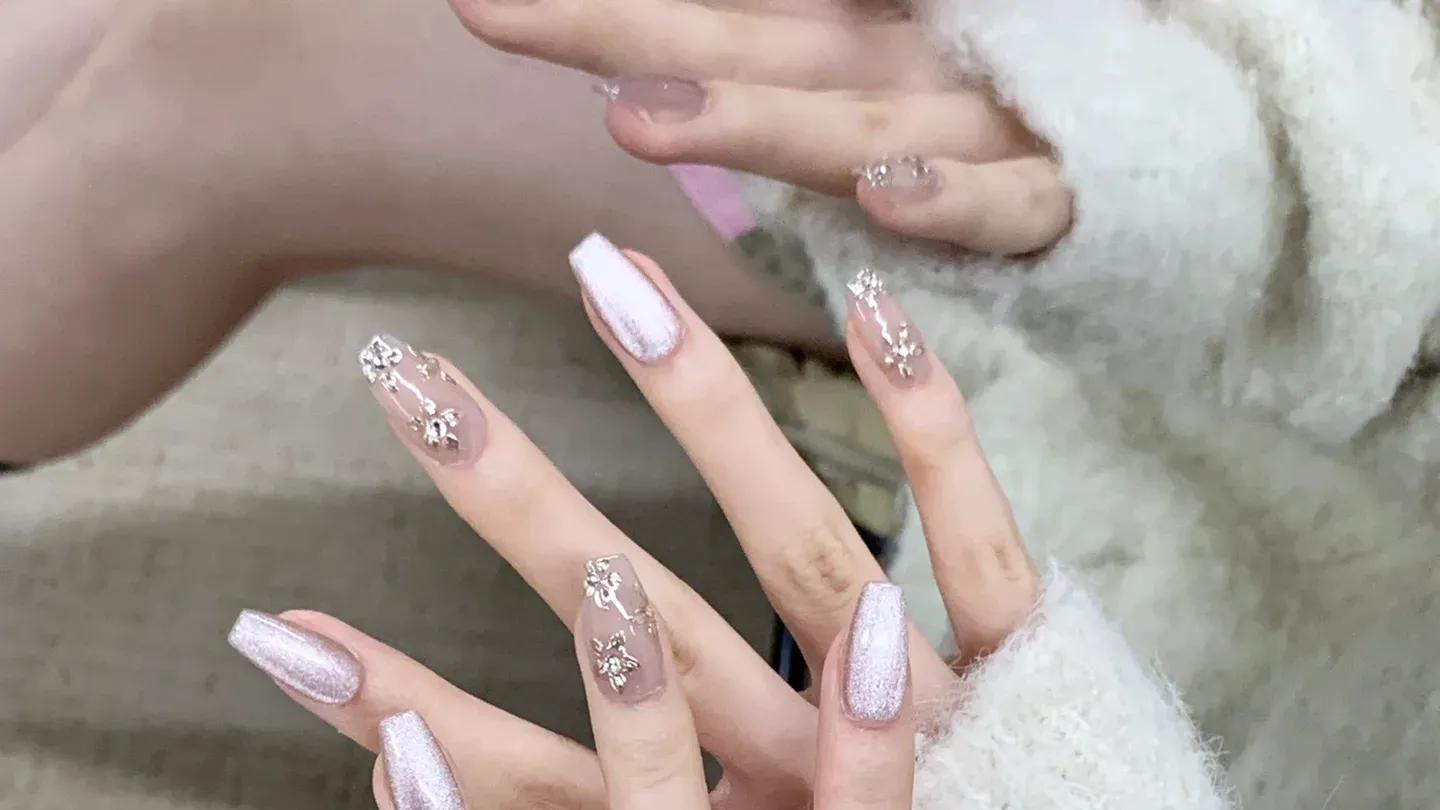 美甲 谁会对人间富贵花不心动呀