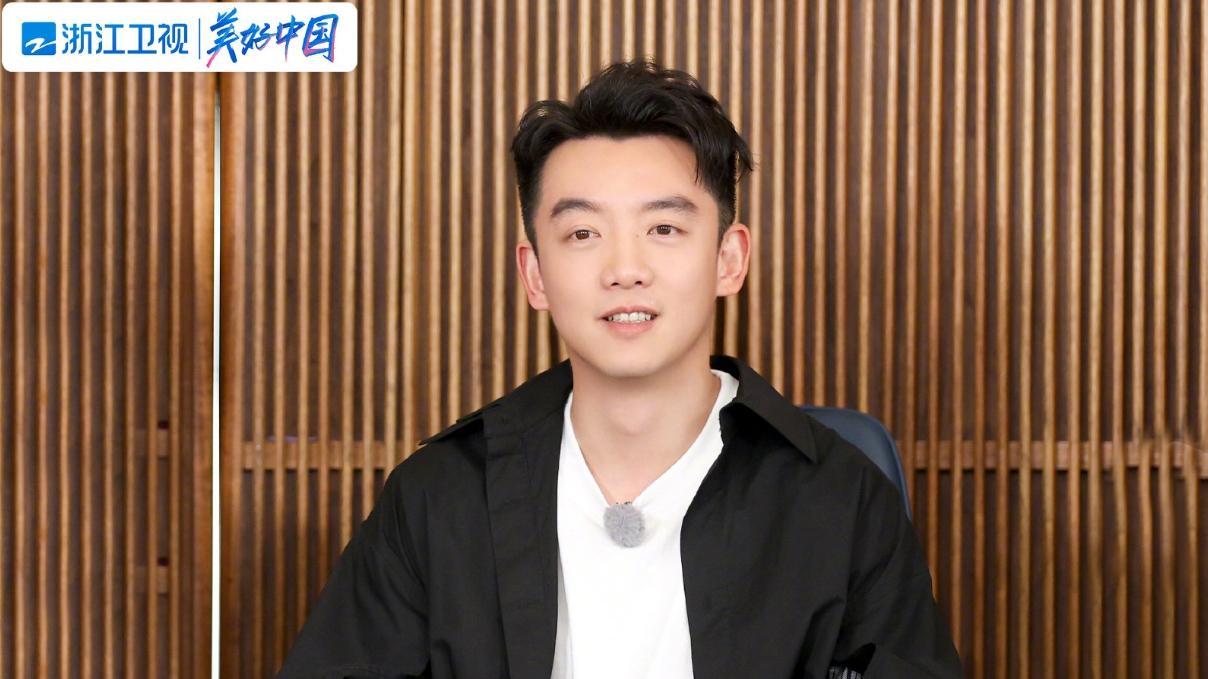 |杨颖彻底遭《奔跑吧》节目组抛弃，金主代言被白鹿取代，复出无望
