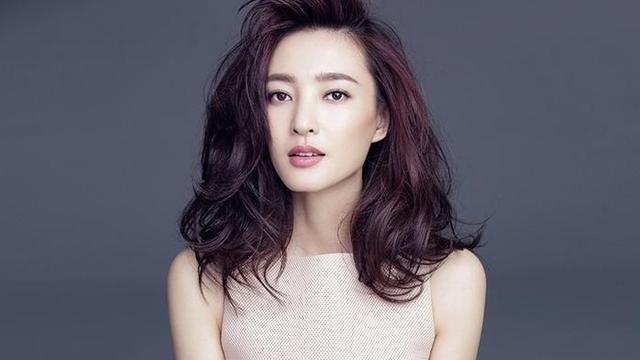 王丽坤|迪奥删除王丽坤相关内容，王丽坤主演的多部待播剧无辜受牵连！