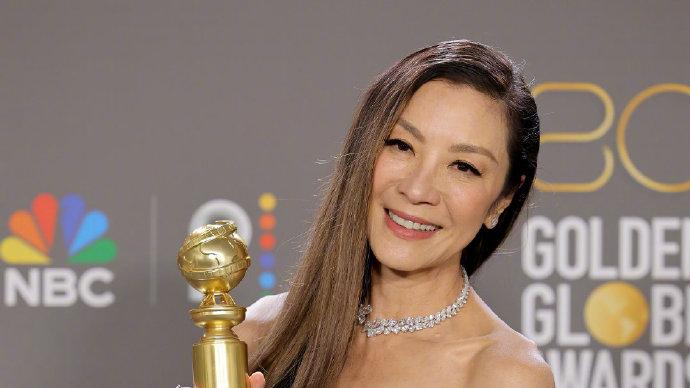 姚晨|华语影坛悲喜两重天：著名导演何平去世，杨紫琼获得金球奖影后