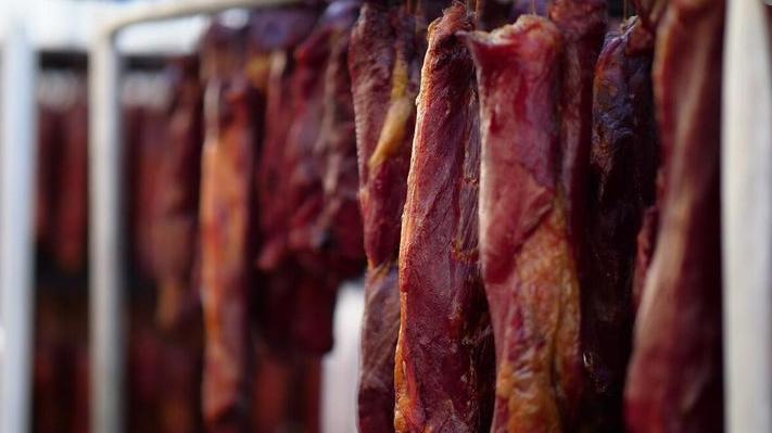 美食文化|马肉也是肉，为什么几乎没人吃？对比牛肉，猪肉，它到底差在哪？