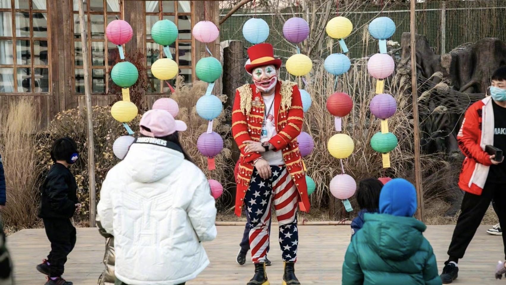 颖儿|颖儿富养女儿，为孩子庆生布置很豪华，5岁小月亮亲吻爸爸好有爱