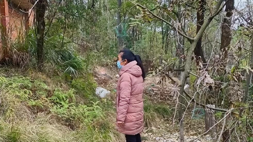 |胡鑫宇事件另有说法, 有人怀疑胡鑫宇未失踪, 而是藏身帮亲友搏流量