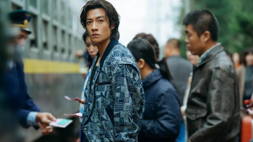 突然“消失”的电影《孤注一掷》，已有200多万人预约