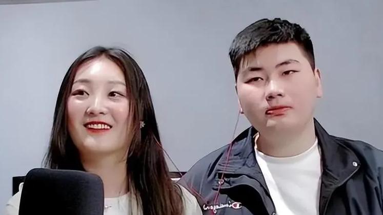 |陈萌独自去做产假，手拿B超单沉默不语，发文24字评价朱小伟