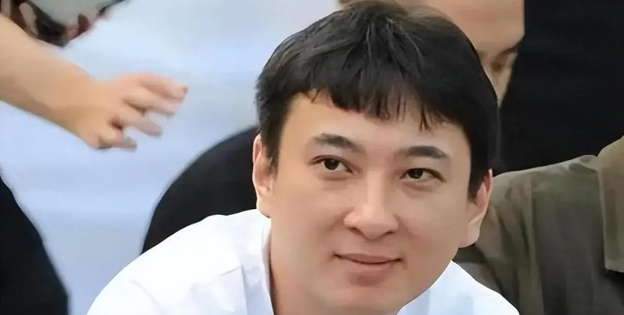 揭秘！娱乐圈背后的权力游戏，王思聪与那英的终极对决！