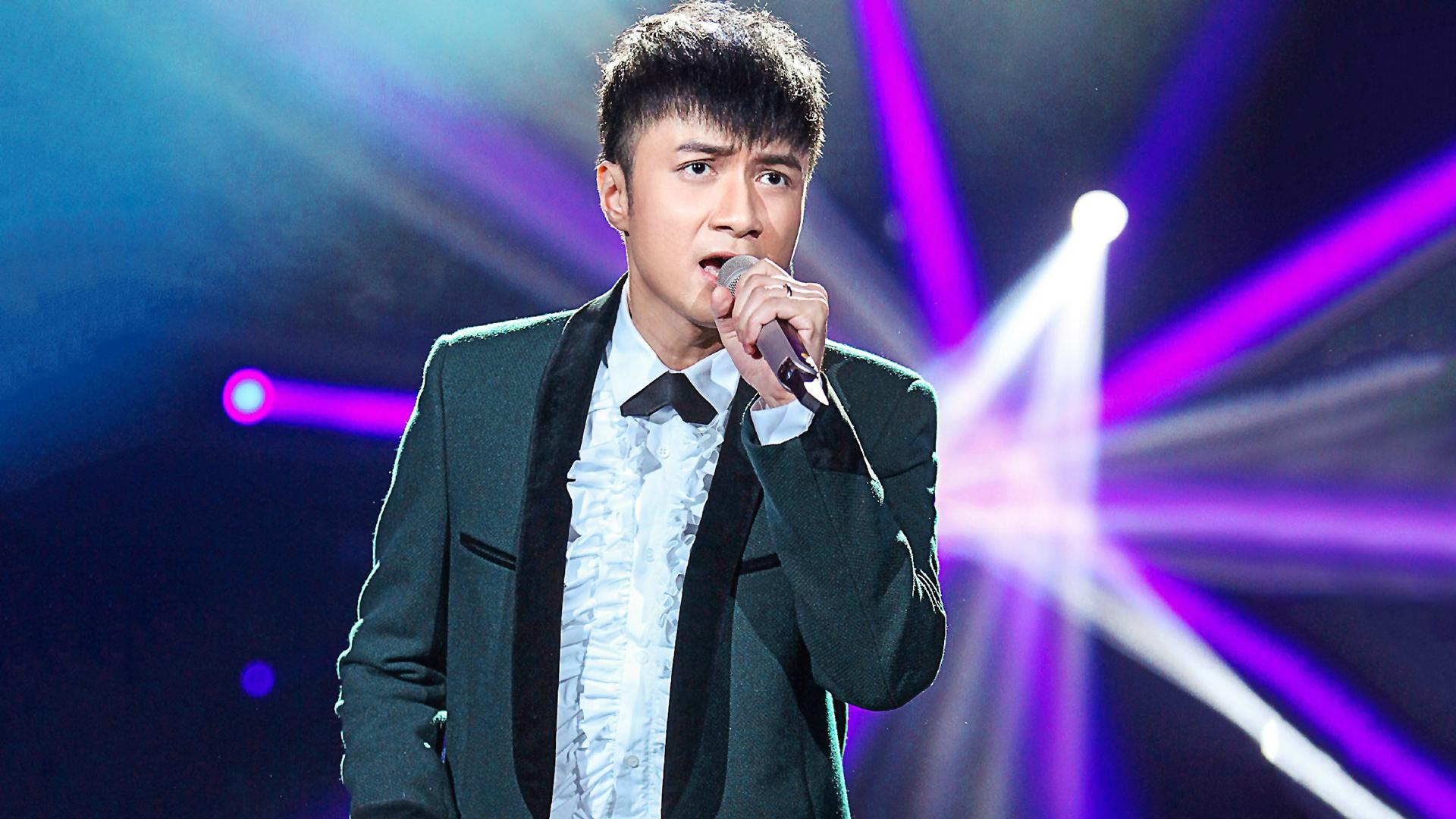 古巨基|“模范丈夫”古巨基晒娃，儿子喜剧天赋超高，获周星驰“钦点”