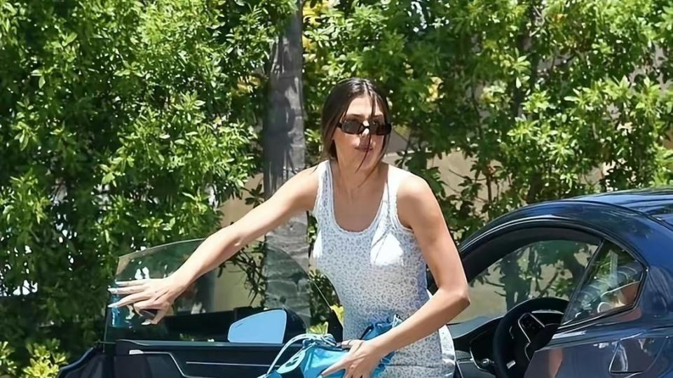 史泰龙二女儿太美了！女承父业进军娱乐圈，关注度一直居高不下