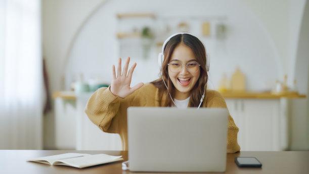 |你的才华不在于嘴巴说，而在于与他人交流