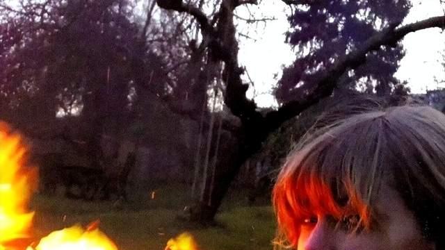 霉霉再换新男友，其重录专辑1989正式发行，网友：好一个应景