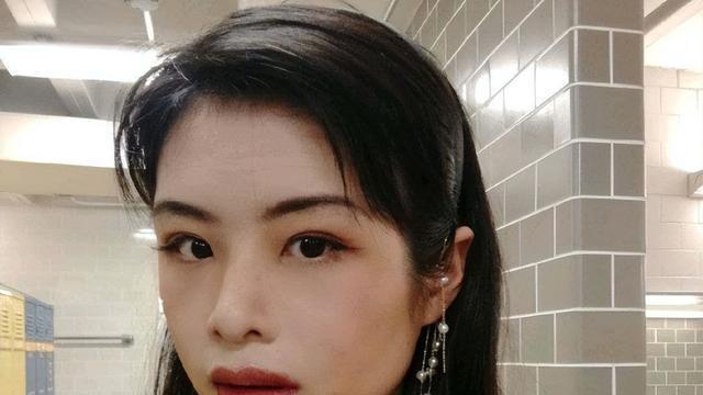 00后|曾发文诋毁祖国，3年后又高调回国找工作的许可馨，下场让人解气