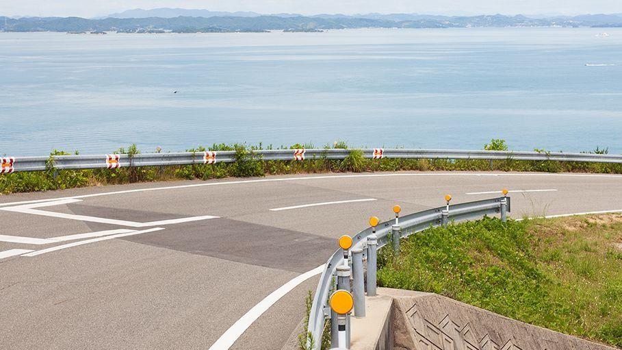 啃老|又一“新型啃老”出现：父母自掏腰包，求孩子回家帮忙养老