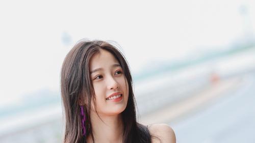 虞书欣向阿云嘎真诚致歉，不懂得谨言慎行，翻车只在分秒之间！