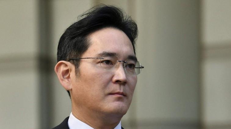 恋爱脑|18岁三星小公主活得清醒：交往精英男友，不走两个恋爱脑姑姑老路