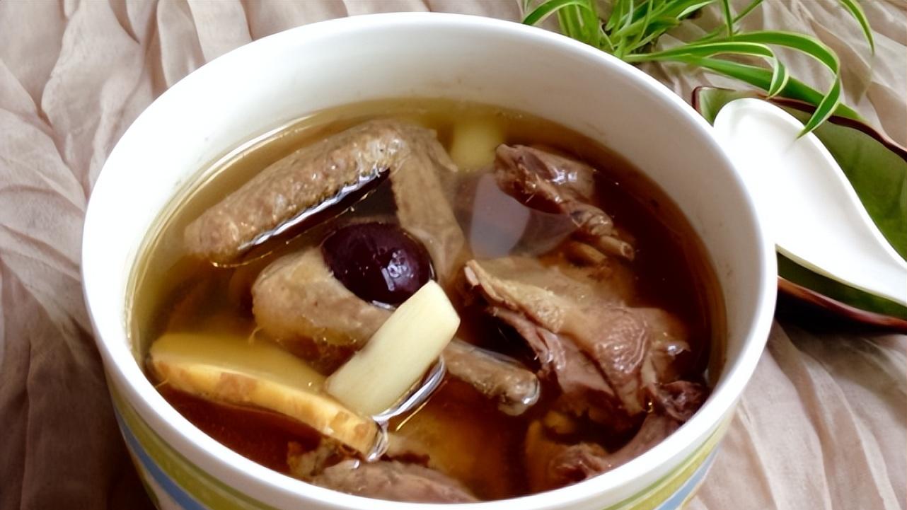 |深秋多喝汤，暖身又健康！推荐5道家常汤，营养美味，越冷越要喝