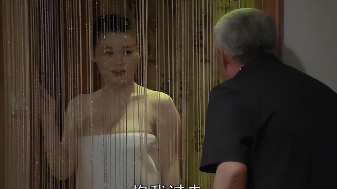 关婷娜|关婷娜的“大”犹如管中窥豹