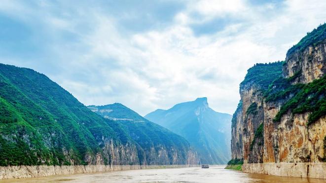 邮轮|三峡之旅，搭乘华夏女神三号邮轮，有什么值得一看的？