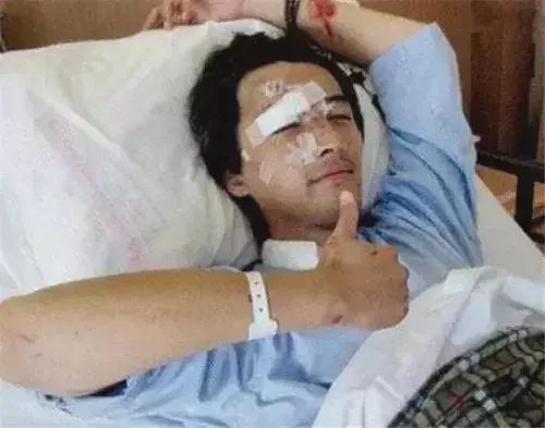 胡歌|胡歌：放弃一年的工作照顾我的是袁弘，不知道为什么传成了薛佳凝