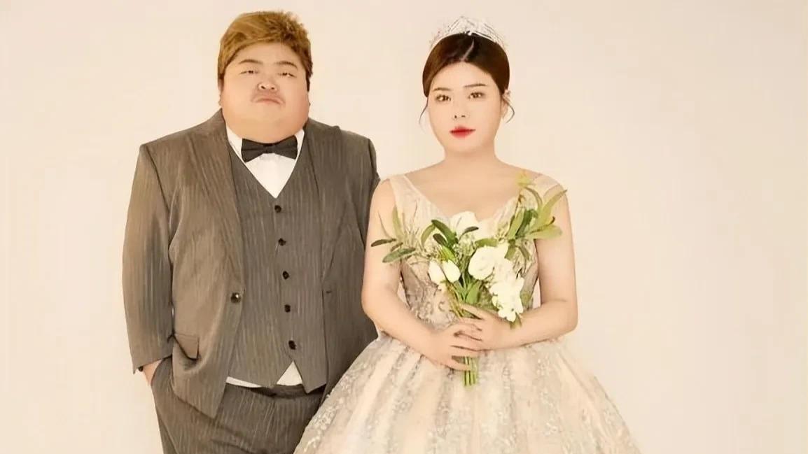 |网红“凤雏”阿呆结婚了