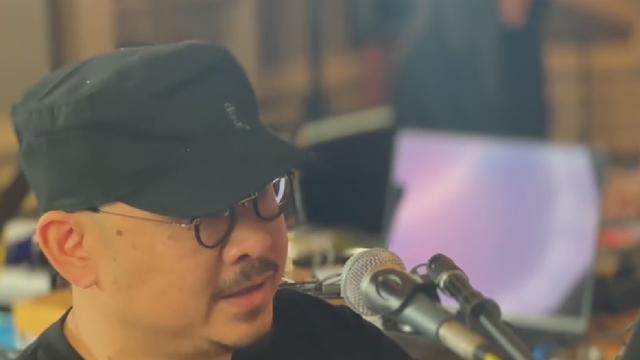 网传杨坤在盐城开演唱会，门票降到5元，仅50人观看，没保安多