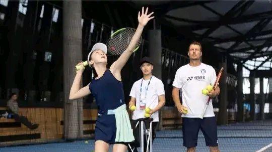 田亮|田亮女儿首获青少年世界排名，全国排名第27位，体二代正在崛起