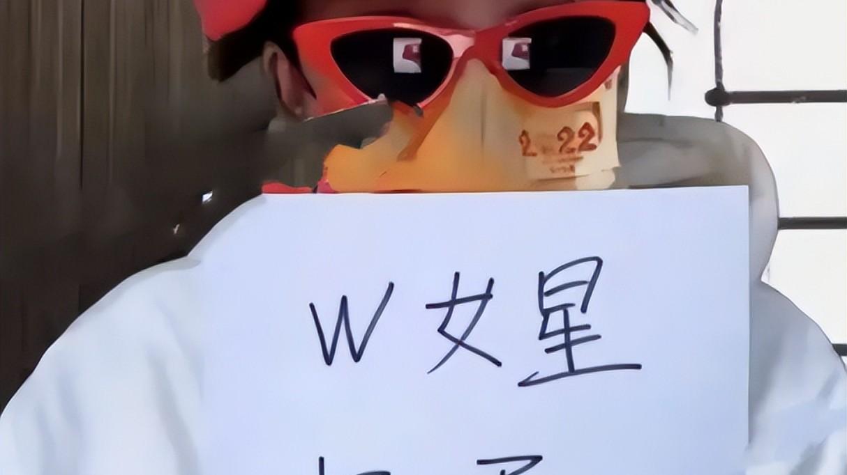 41岁女星王鸥被曝入院待产，年迈妈妈照顾，男方被曝绯闻不见踪影