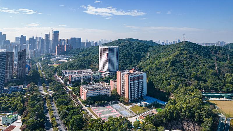深圳职业技术大学成立引争议：职业学校升本科，进步还是倒退？