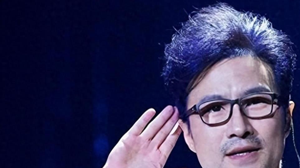 亲子鉴定后，汪峰的人生再无完美的遮羞布