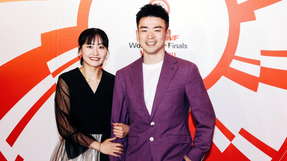 蔡侑玎晒自拍，圣诞造型好可爱！头顶小鹿角，肉丁太会卖萌了