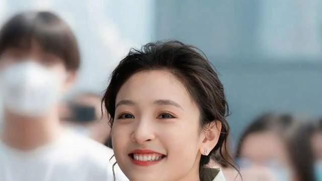 吴倩|《乘风》吴倩退赛，节目的这一个举动，揭露了影视圈的世态炎凉