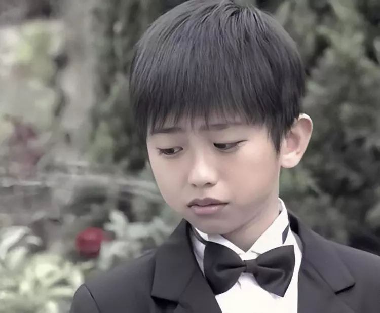 明星|出道后去“动脸”，“换了头”还称纯天然，这些明星不羞吗？