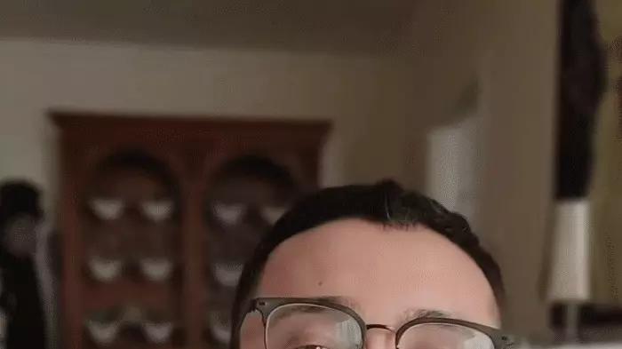 尼格买提|尼格买提妻子承认离婚，现独自在北京创业，异国婚和无孩或成关键