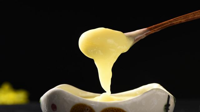 蜂王浆|蜂王浆的价格，它的价值和价格是否对等