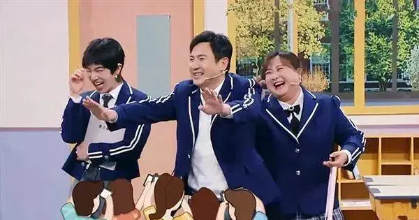 三句声明让蓝台彻底“跌落神坛”，原来袁立的斥责才大快人心