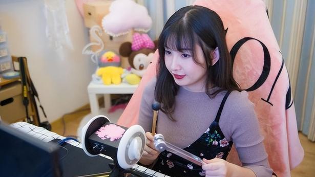 交易|“哄睡师”披着合法外衣，进行“特殊交易”？有从业者月入3万多