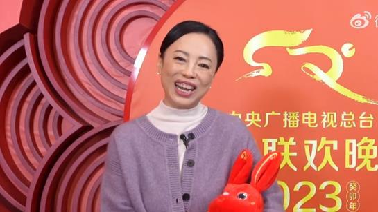 黄绮珊|黄绮珊：老年终圆春晚梦，直言“为了上央视春晚等待了足足40年”