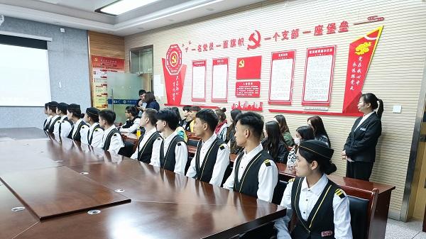 招聘|赢在起跑线 “职”通新未来：校园招聘会来喽