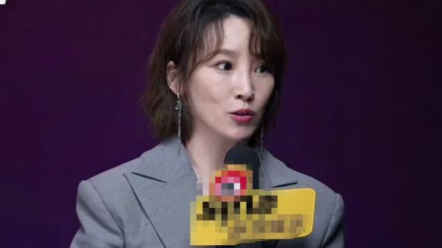 中年女星夏日近照：谢楠瘦削，卢靖姗自嘲脸塌，40岁蒋欣瘦了