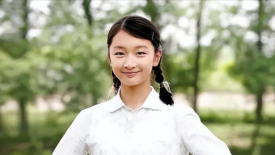 事实证明，“飞扬跋扈”的周冬雨，已经在另一个圈子里如鱼得水