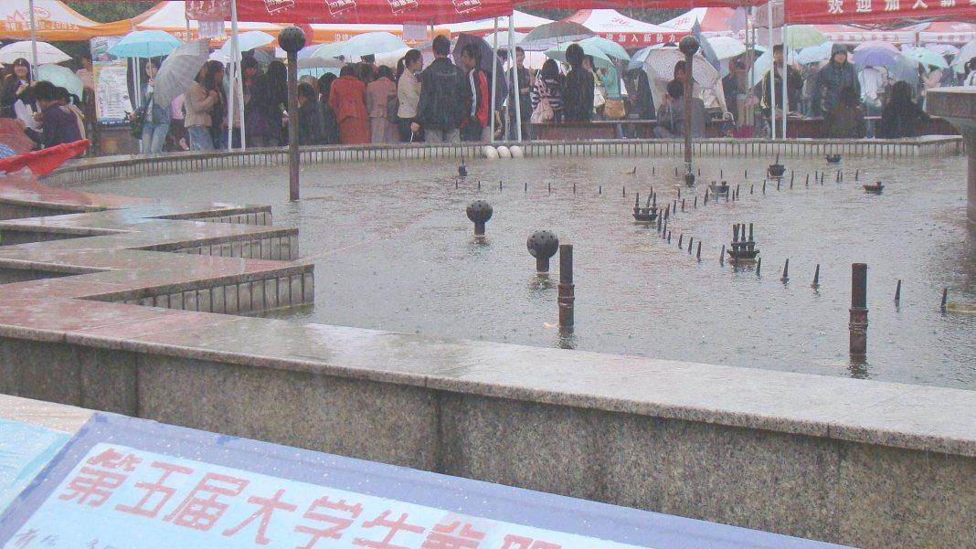 大学生|有人干一年买宝马，劳务派遣真是暴利行业吗？