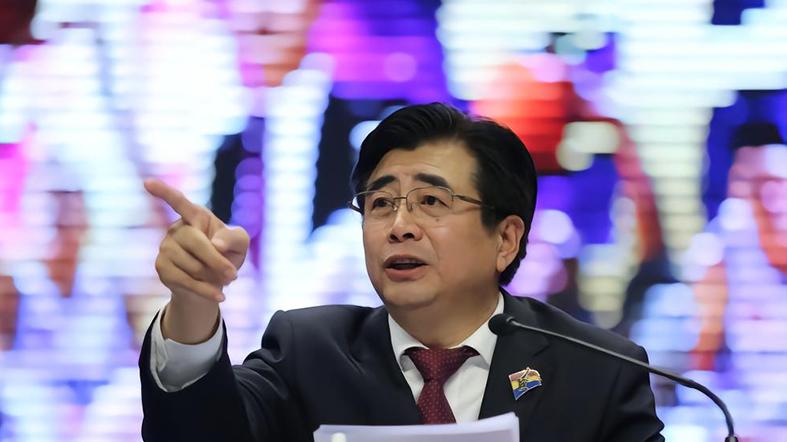 中国足协|足协失败循环重启？宋凯没进陈戌源的办公室 球迷：迷信也救不了你