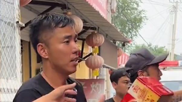 涿州水灾让明星现原形，杨叔遭网暴自证清白，赵丽颖做法引盛赞