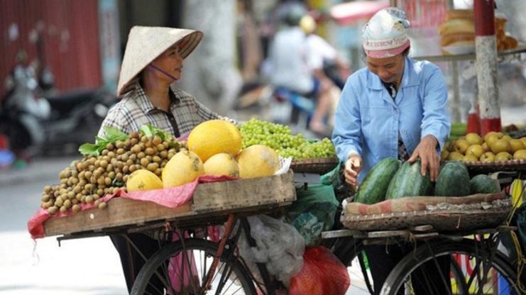 美食|在越南旅游，那边普通人民的工资收入和生活水平怎么样？