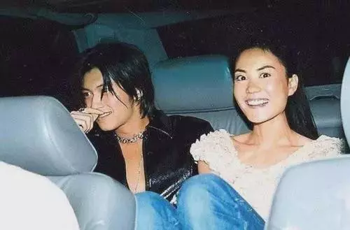 谢霆锋|谢霆锋：我从出道到现在都没化过妆，上综艺也素颜，长得帅没办法