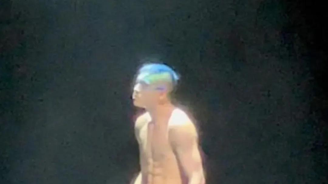 杨丽萍|杨丽萍的表演，再次引发争议！